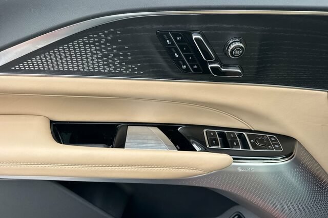 Certified 2026 Cadillac Lyriq Signature Luxury w/ Nappa Leather Package AWD/4WD image 11