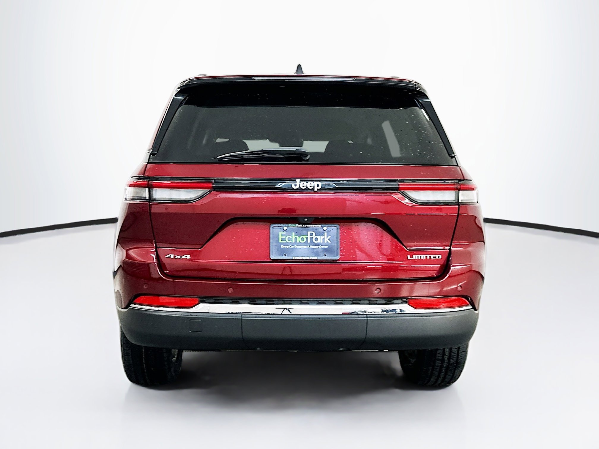 Used 2023 Jeep Grand Cherokee Limited AWD/4WD image 7
