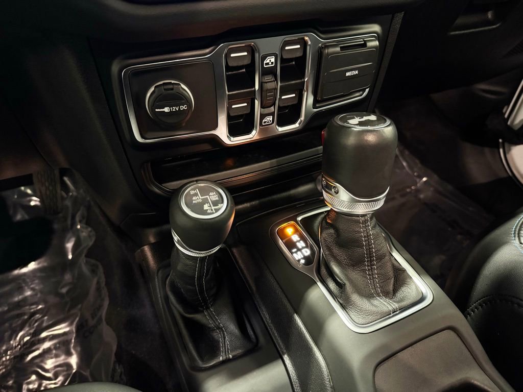 Used 2024 Jeep Wrangler High Altitude image 14