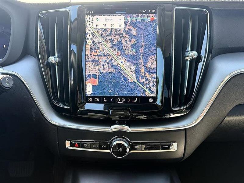 Used 2024 Volvo XC60 B5 Core w/ Protection Package Premier image 36