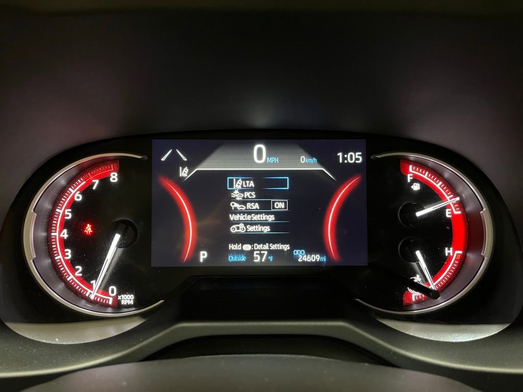 Used 2023 Toyota RAV4 LE AWD/4WD image 5