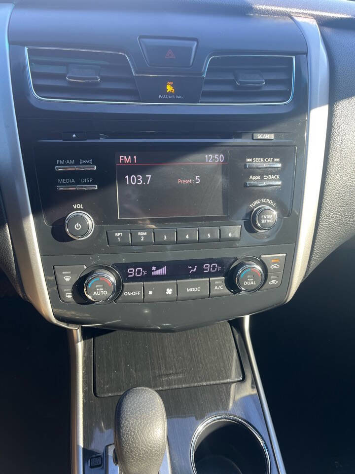 Used 2014 Nissan Altima 2.5 SV w/ Convenience Package image 27