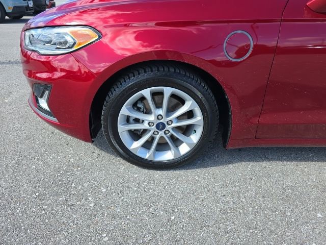 Certified 2019 Ford Fusion Energi Titanium image 9