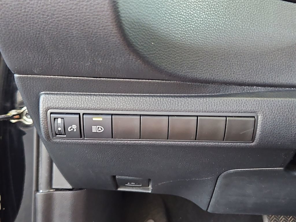 Used 2024 Toyota Corolla LE FWD image 15