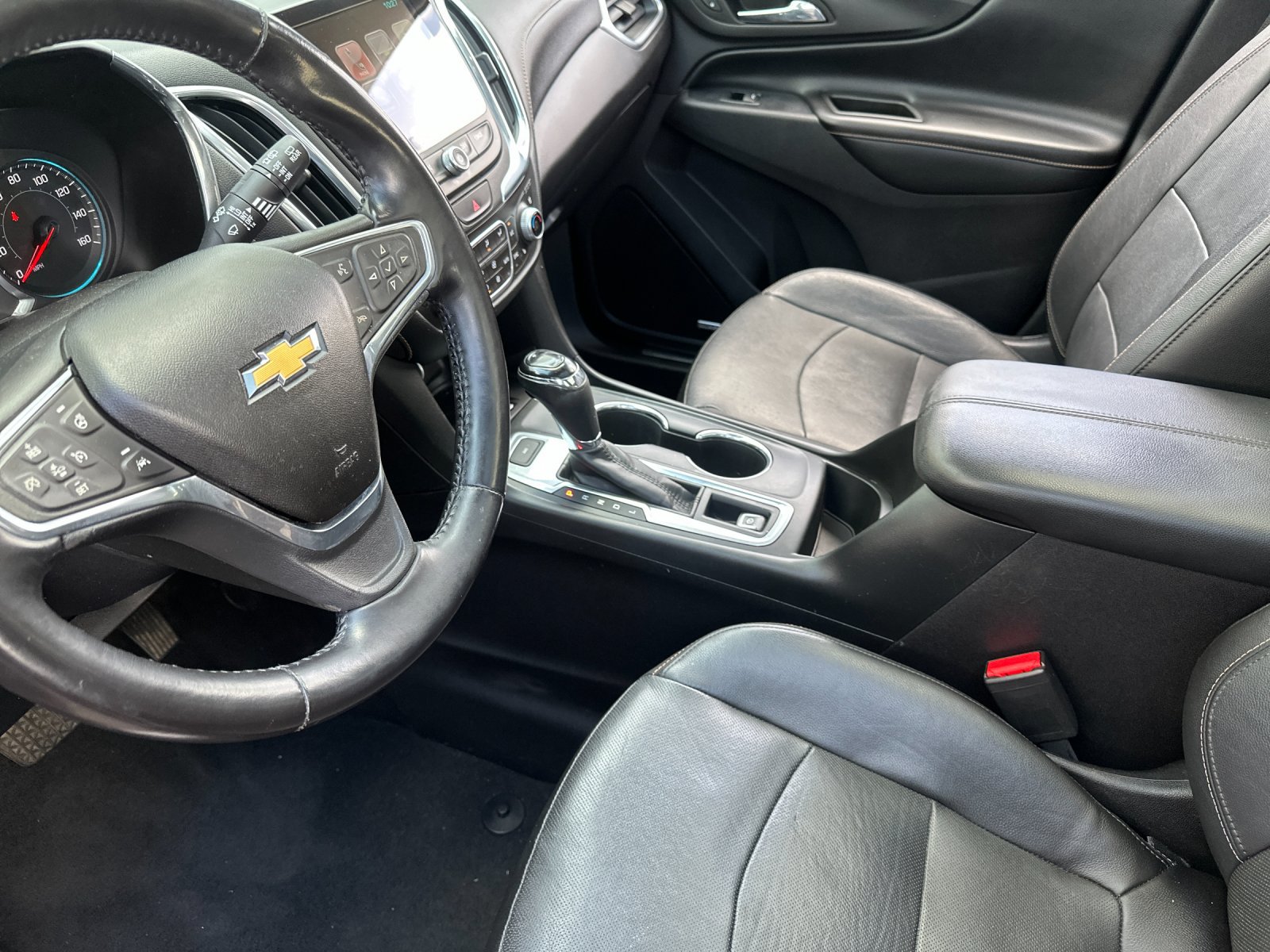 Used 2018 Chevrolet Equinox Premier AWD/4WD image 10