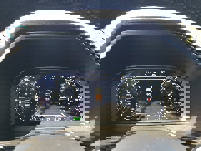 Used 2024 Mitsubishi Outlander SE image 17