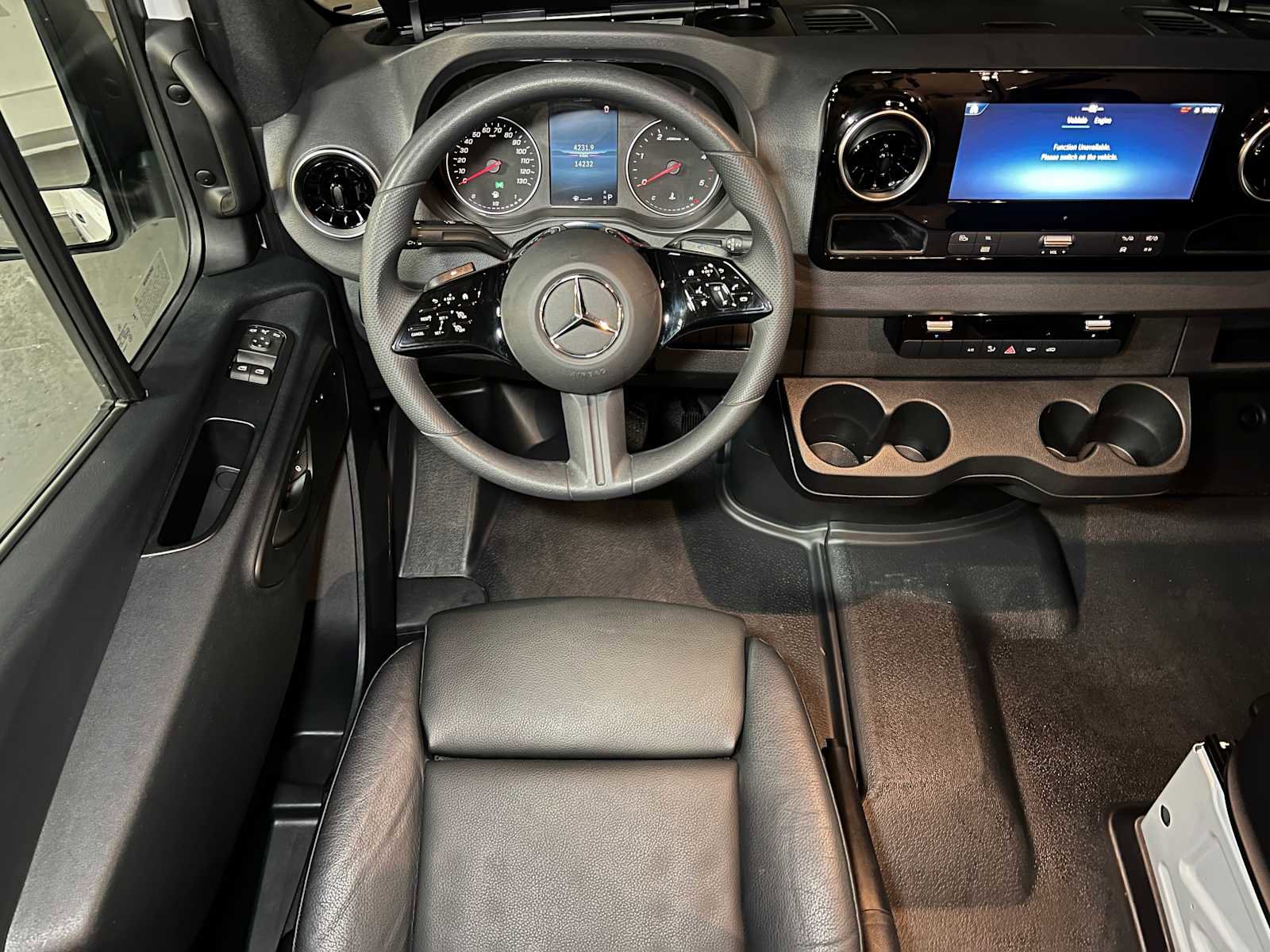 Used 2025 Mercedes-Benz Sprinter 2500 image 42