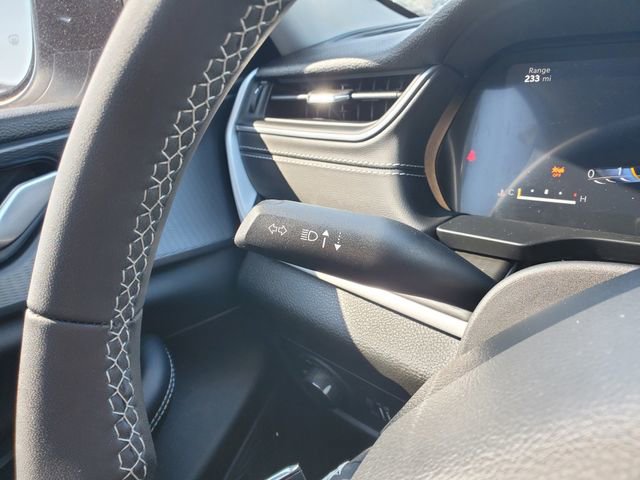 Used 2023 Jeep Grand Cherokee Laredo image 15