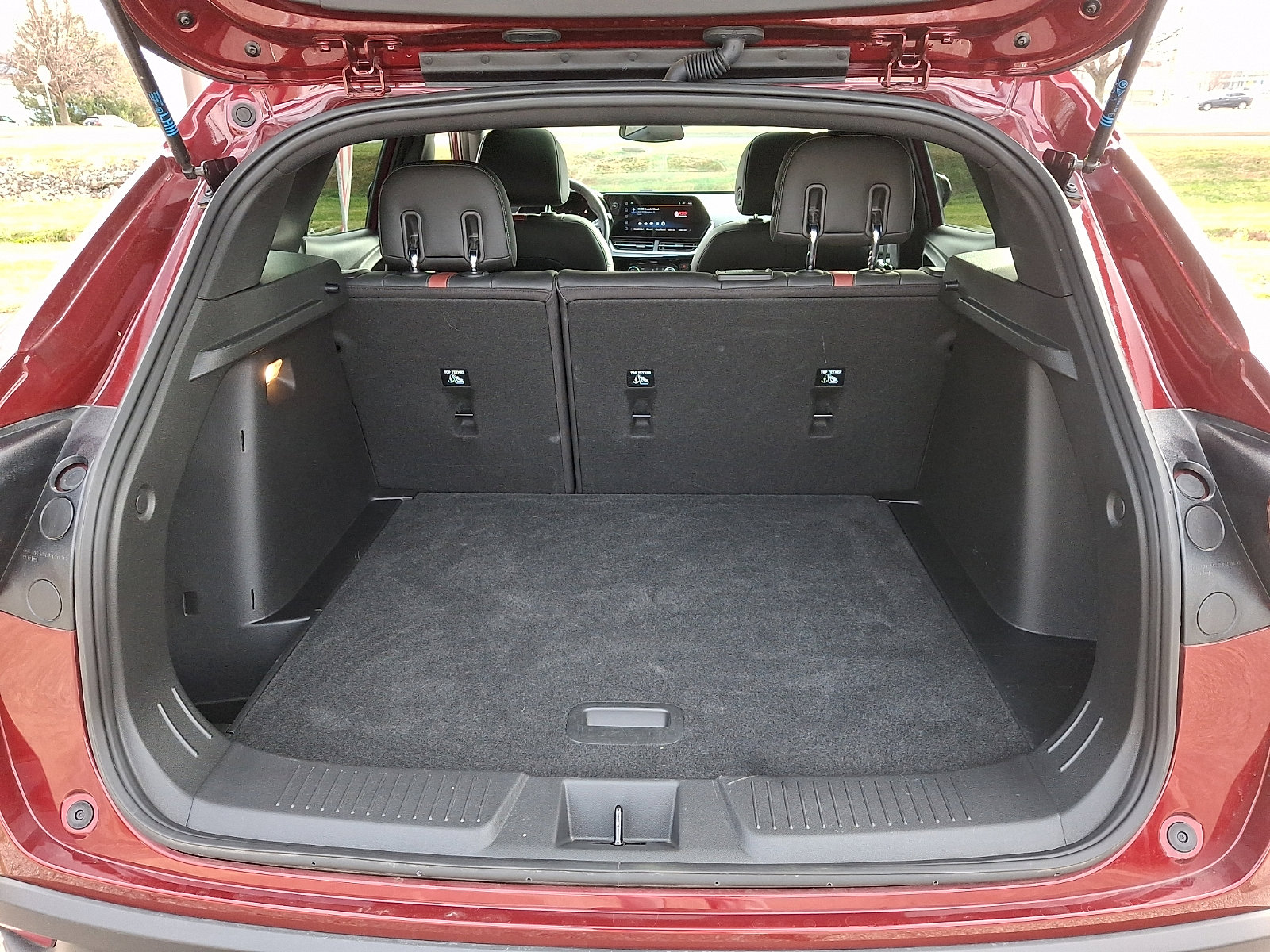 Used 2024 Chevrolet Trax RS w/ Sunroof Package image 31