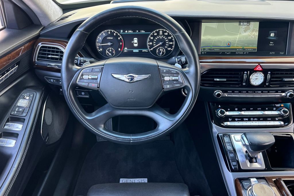 Used 2018 Genesis G90 5.0 Ultimate AWD/4WD image 16