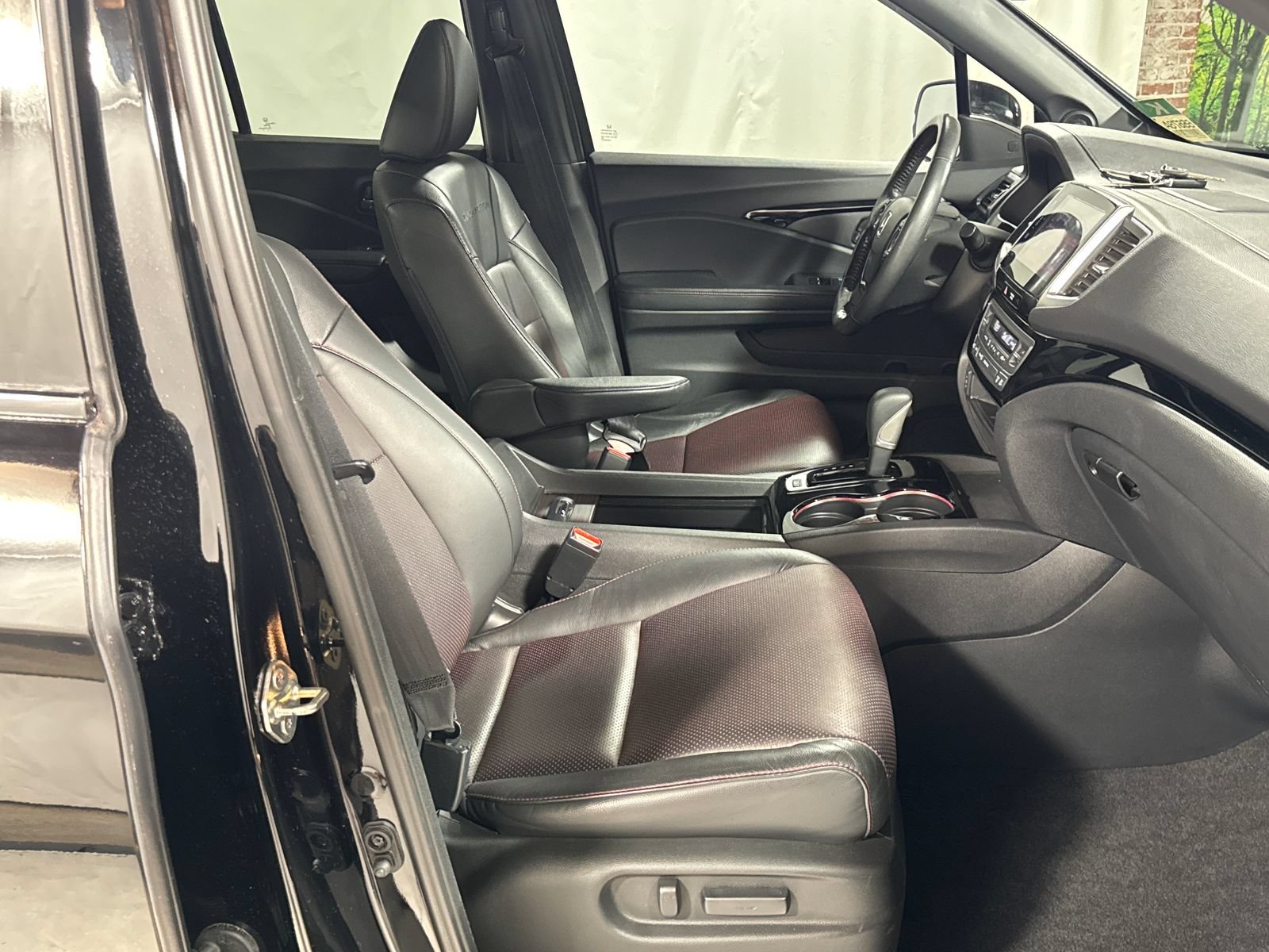 Used 2019 Honda Ridgeline Black Edition image 28