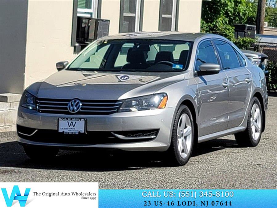 Used 2013 Volkswagen Passat 2.5 SE FWD image 3