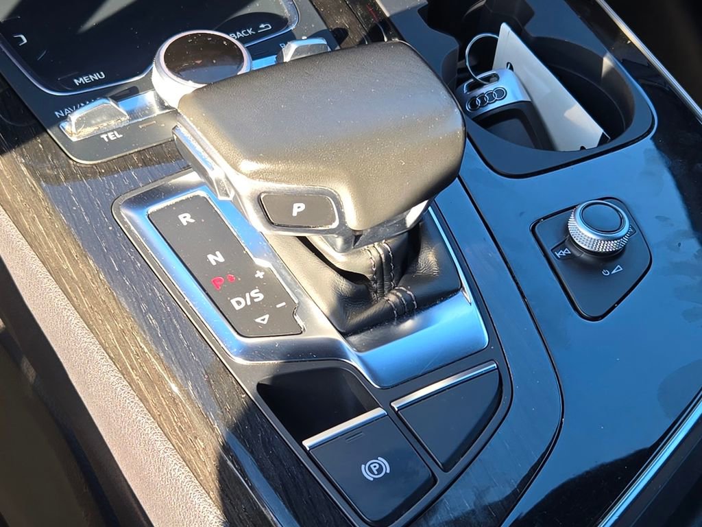 Used 2018 Audi Q7 3.0T Prestige image 39