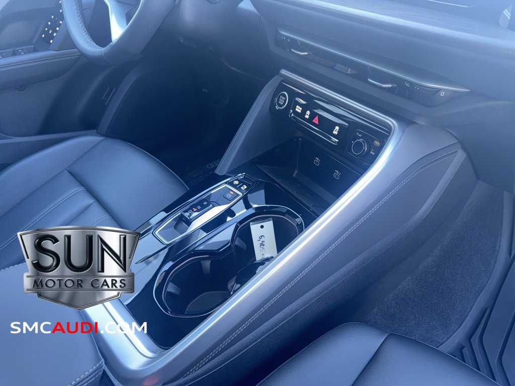 Used 2025 Audi Q5 Premium w/ Convenience Package image 38