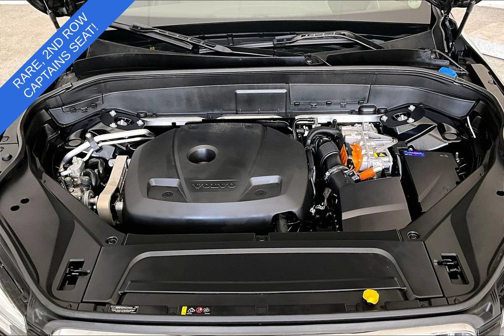 Certified 2025 Volvo XC90 T8 Ultra w/ Lounge Package AWD/4WD image 11
