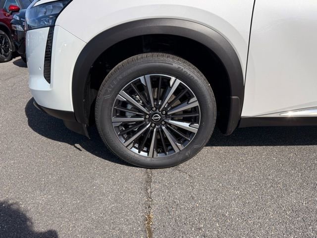 New 2026 Nissan Pathfinder Platinum w/ Cargo Package image 9