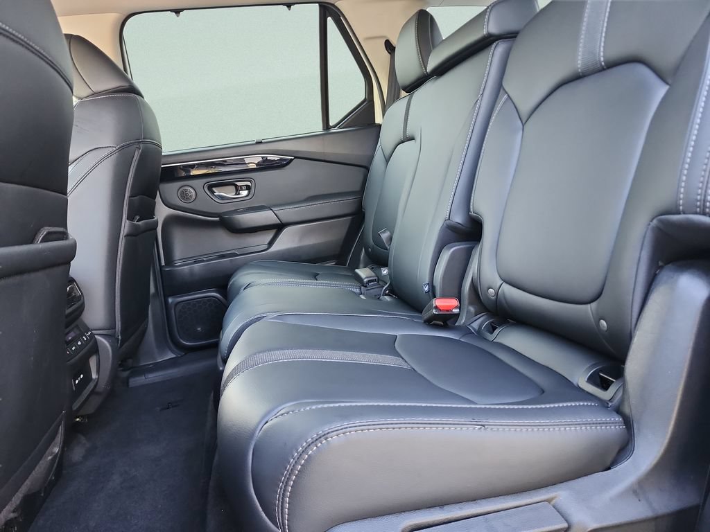 Used 2025 Honda Pilot EX-L image 22