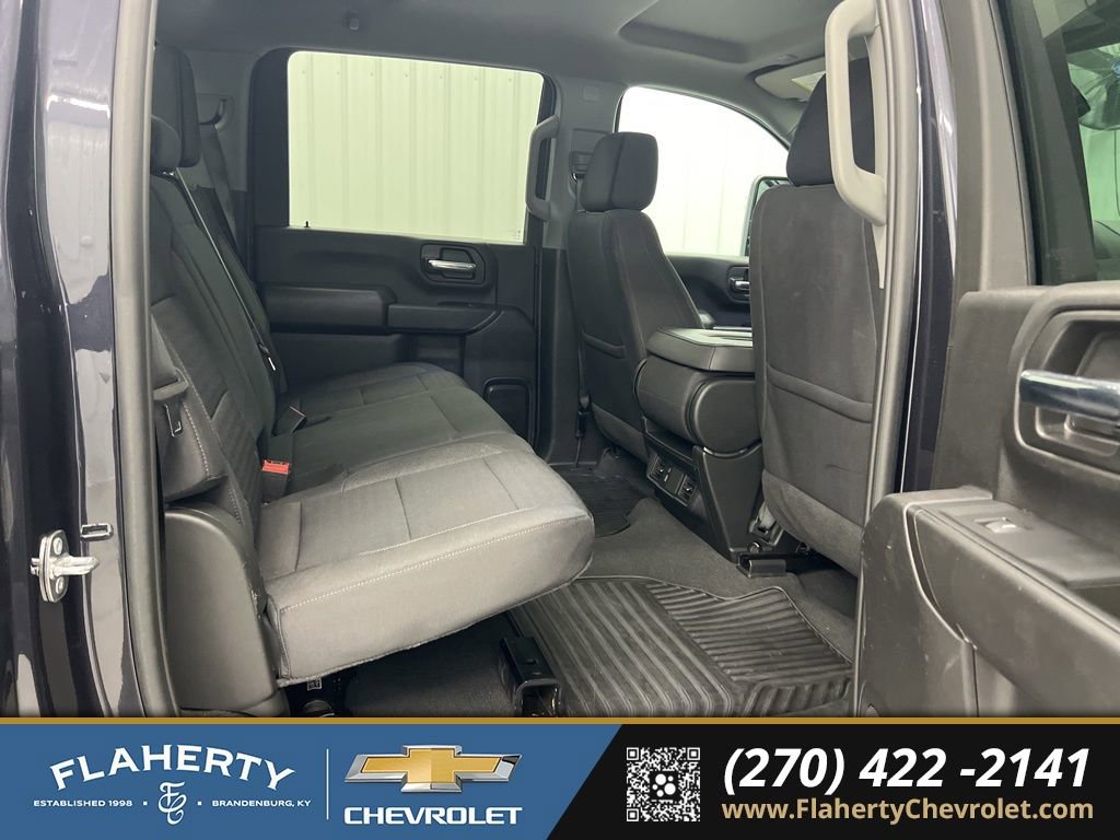 Used 2024 Chevrolet Silverado 2500 Custom w/ Custom Value Package image 13