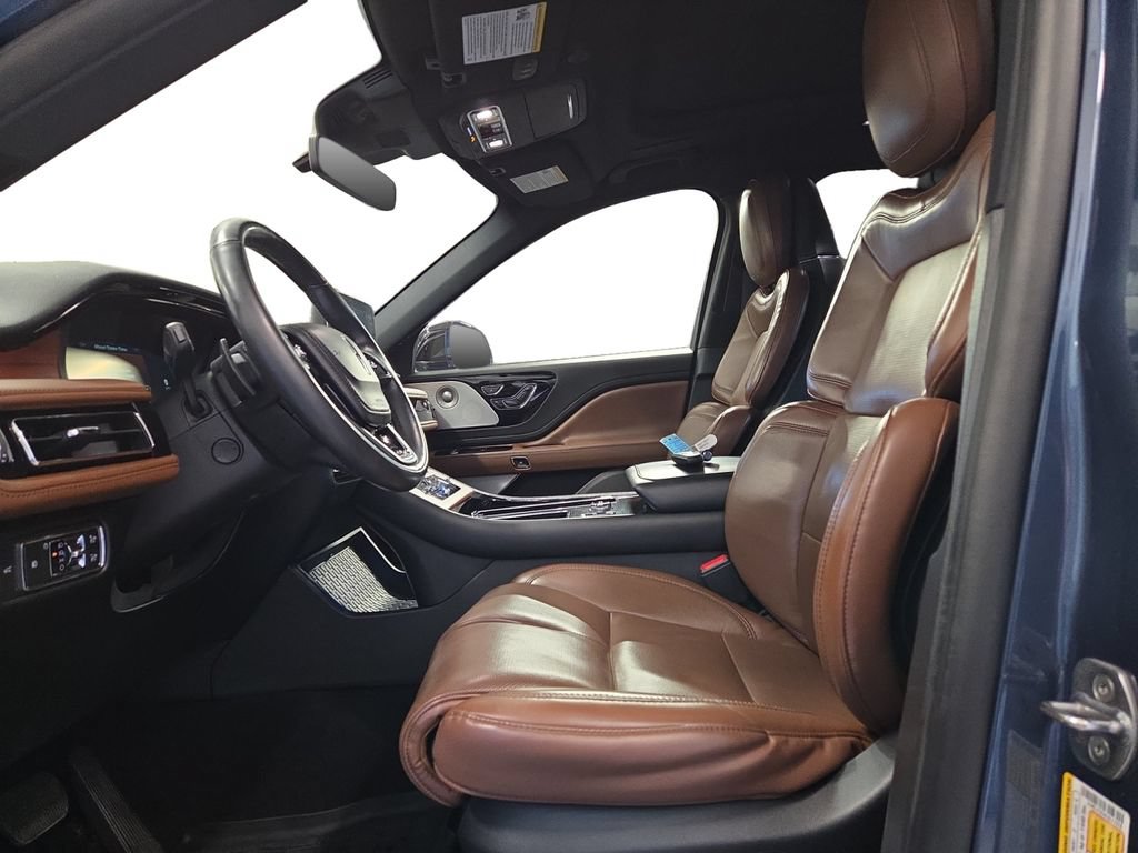 Used 2020 Lincoln Aviator Reserve w/ Equipment Group 201A AWD/4WD image 23