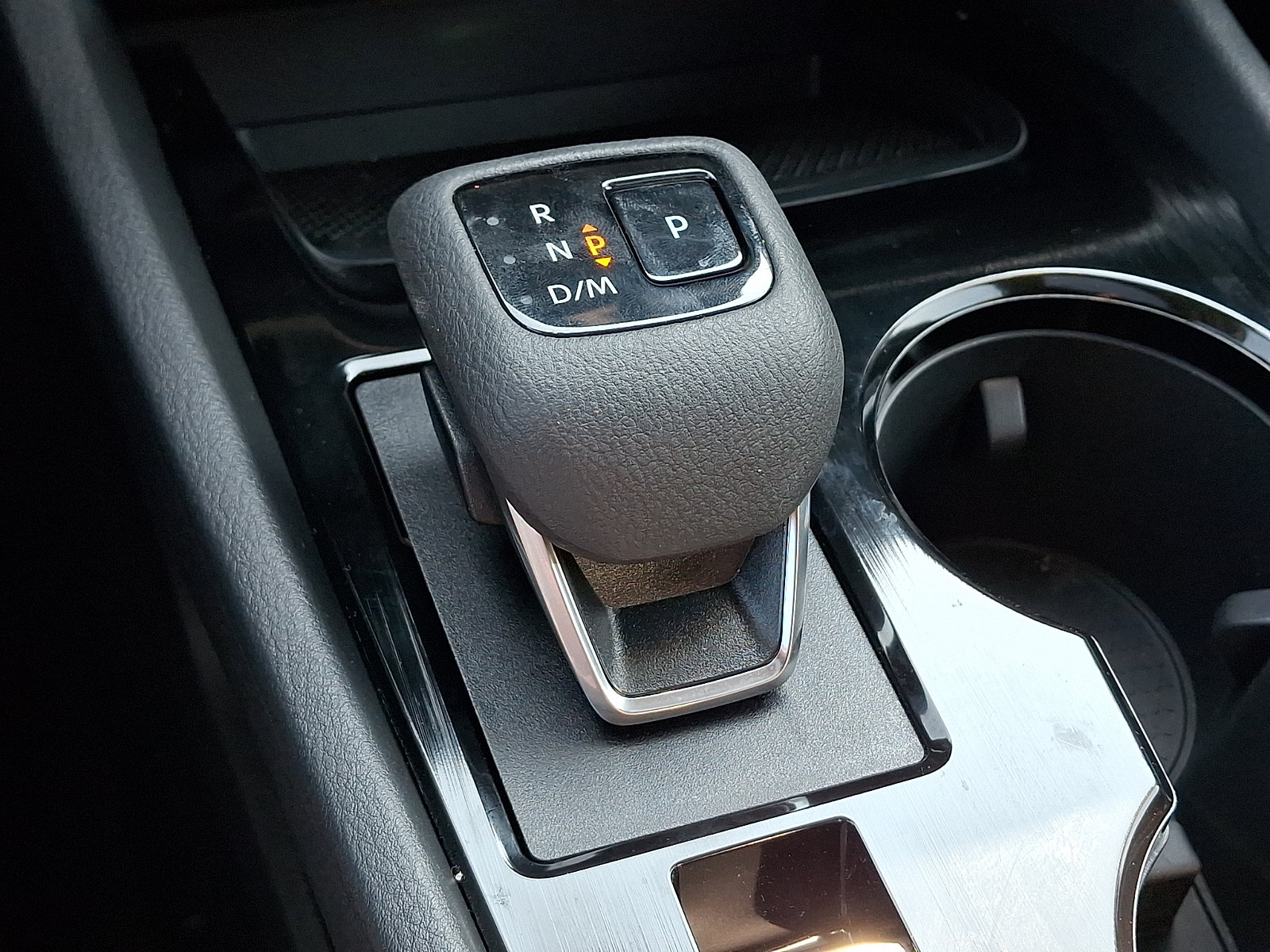 Used 2026 Nissan Rogue Dark Armor AWD/4WD image 17