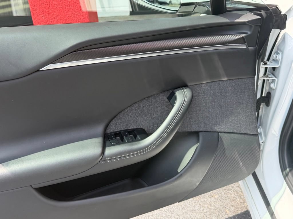 Used 2022 Tesla Model S Plaid AWD/4WD image 14