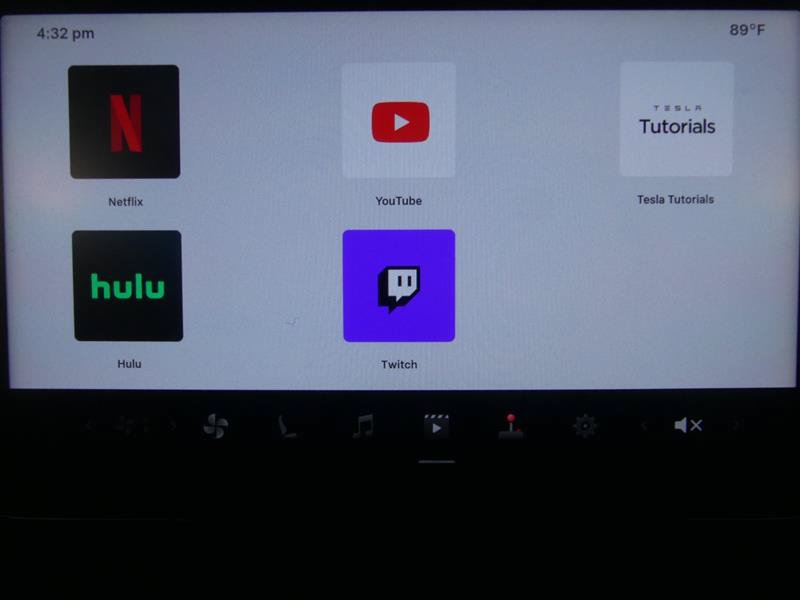 Used 2025 Tesla Model 3 Performance AWD/4WD image 17