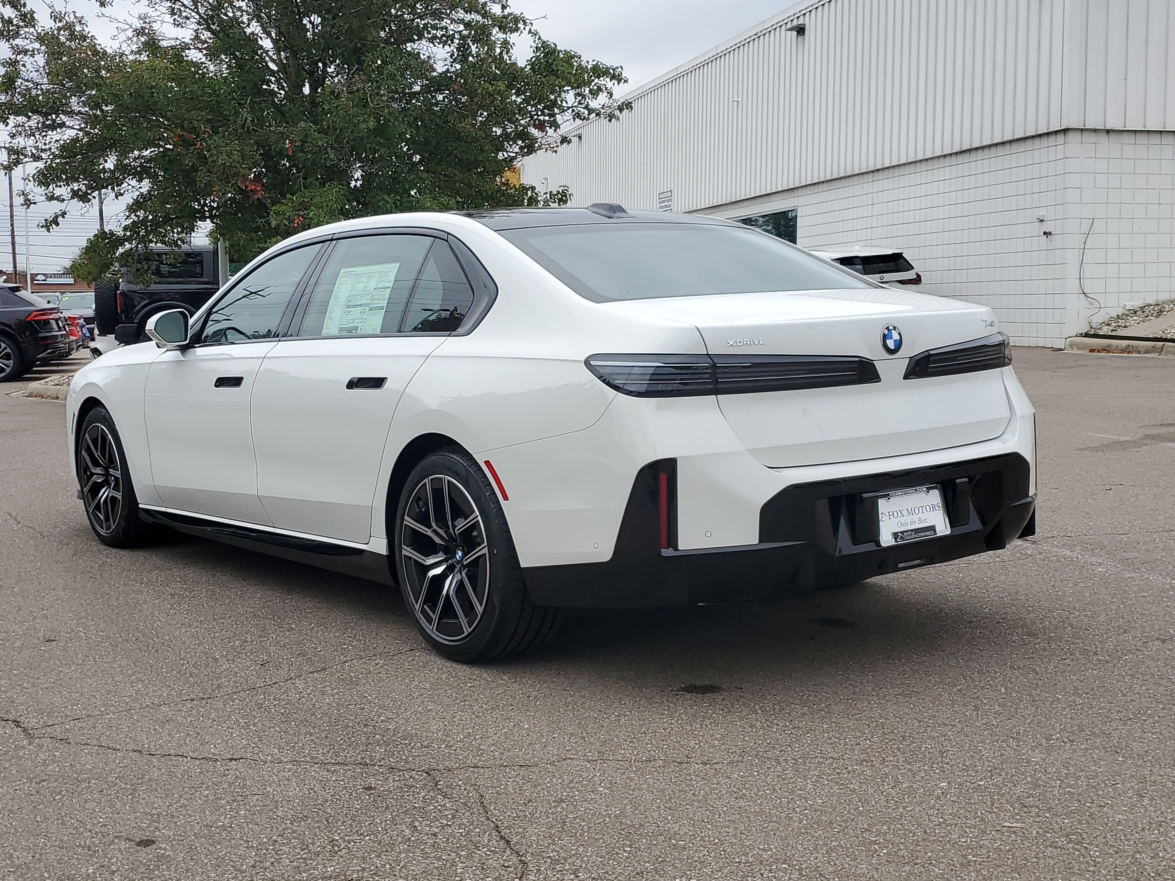 New 2027 BMW 740i xDrive w/ Executive Package AWD/4WD image 3