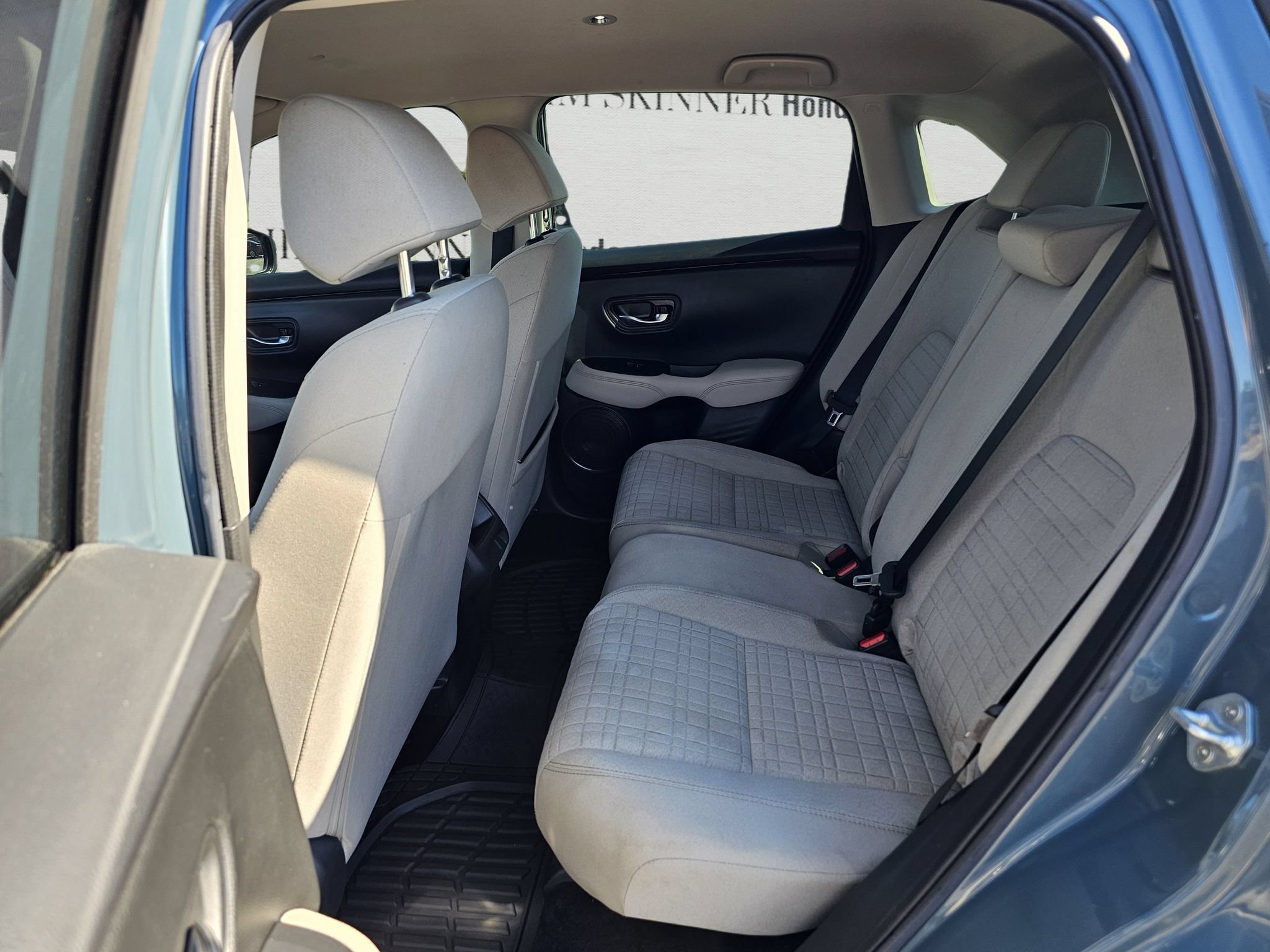 Certified 2023 Honda HR-V LX image 31