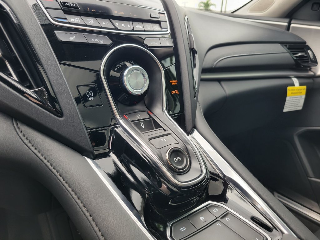 Used 2024 Acura RDX SH-AWD image 31
