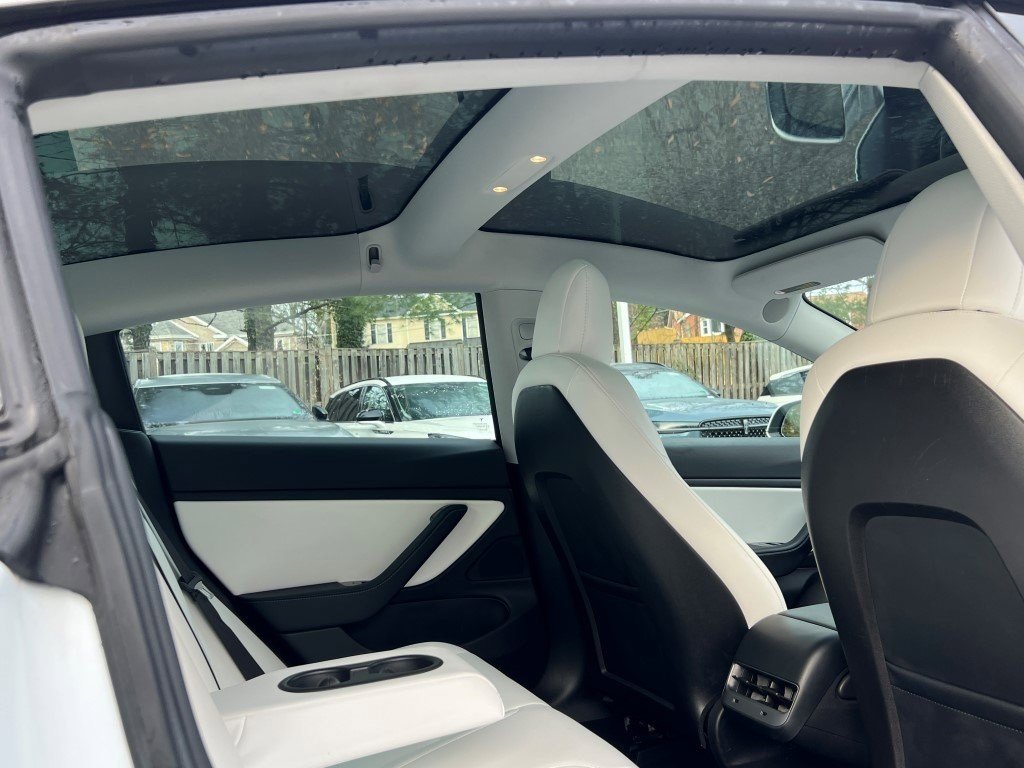 Used 2018 Tesla Model 3 Long Range image 14