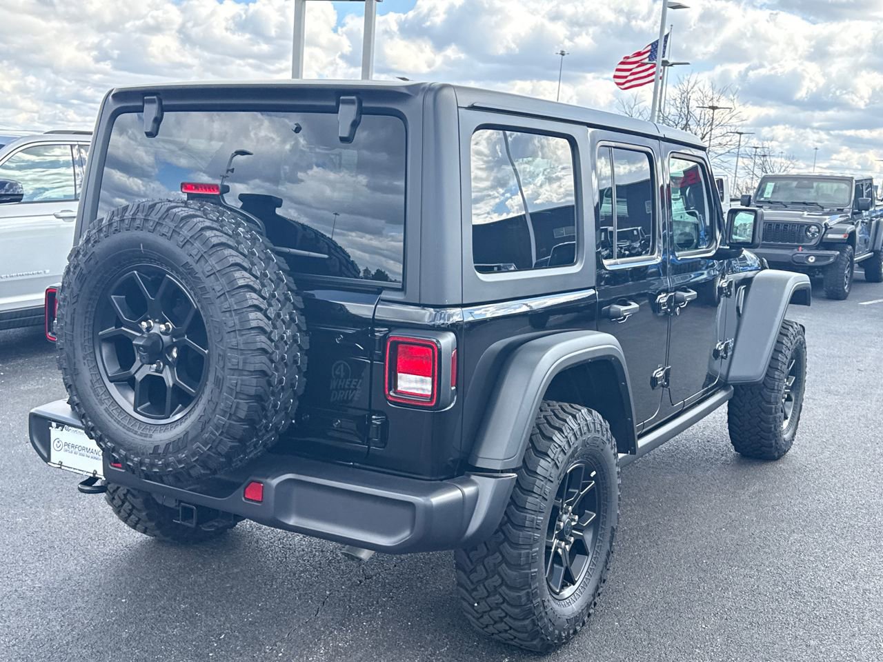 Used 2025 Jeep Wrangler Willys 4xe image 4