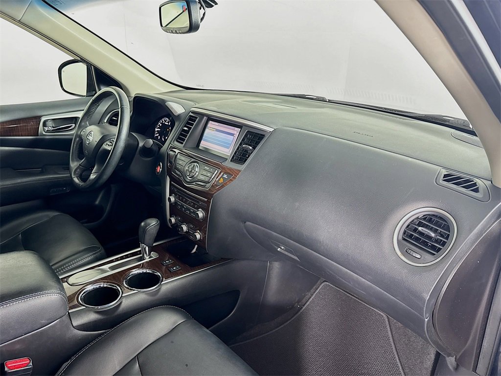 Used 2015 Nissan Pathfinder SL image 30