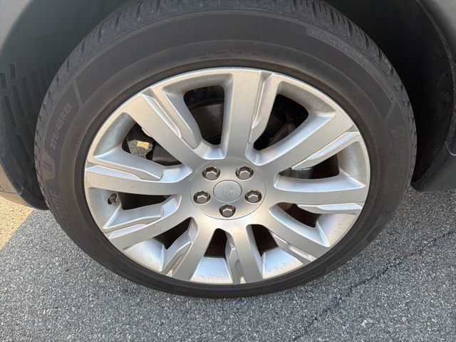 Used 2018 Land Rover Discovery HSE AWD/4WD image 9