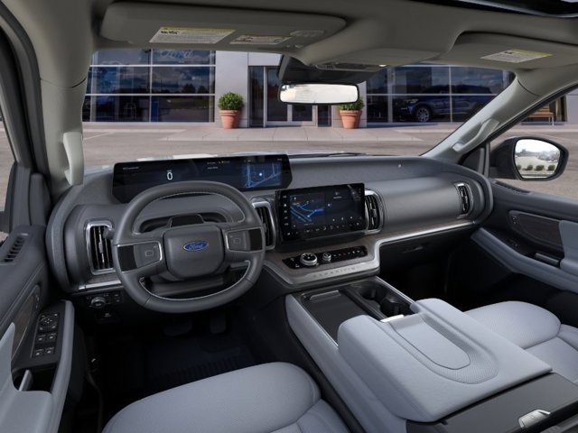 New 2026 Ford Expedition Platinum w/ Platinum Ultimate Package AWD/4WD image 11
