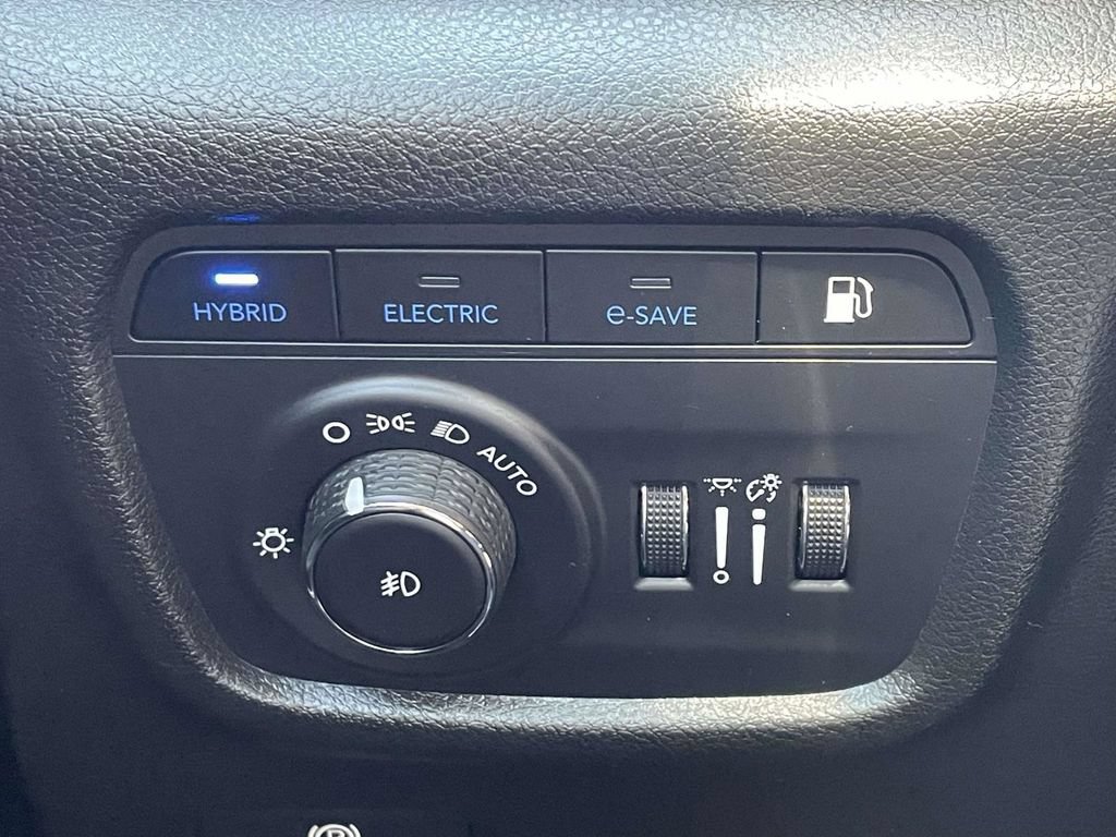 Used 2023 Jeep Grand Cherokee 4WD 4xe image 30