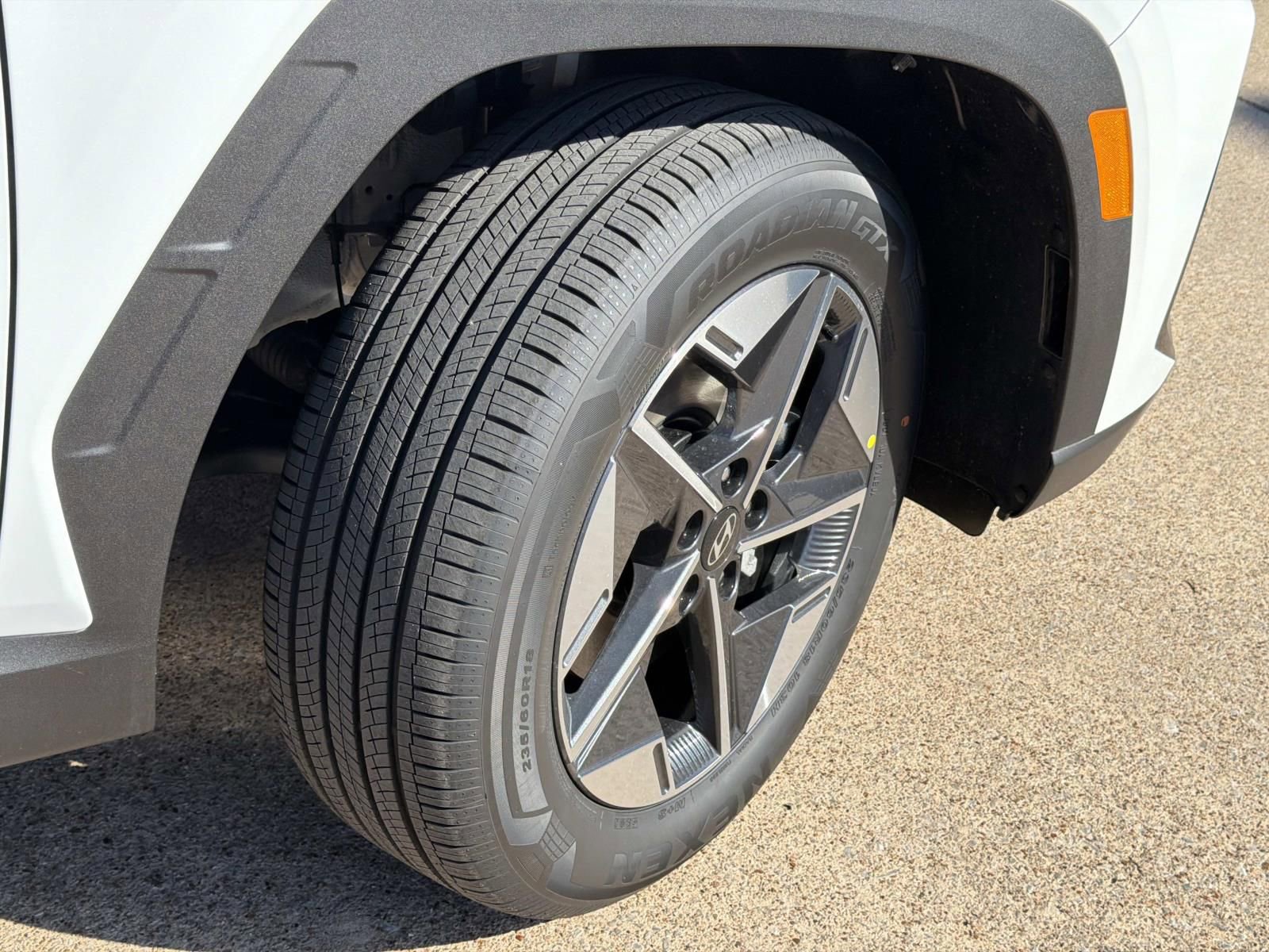 New 2026 Hyundai Tucson SEL image 6