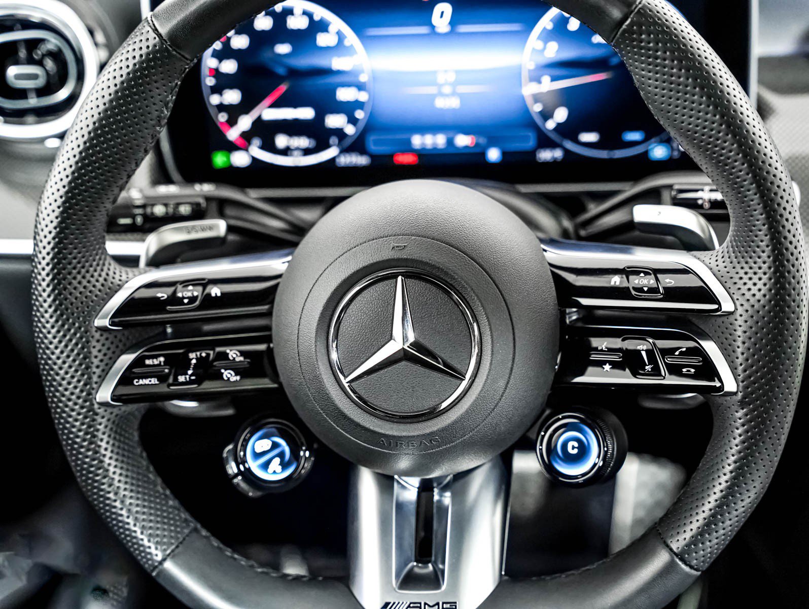 Certified 2026 Mercedes-Benz GLC 43 AMG 4MATIC image 12