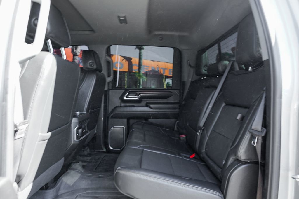 Used 2024 GMC Sierra 3500 Denali w/ Denali Reserve Package image 37
