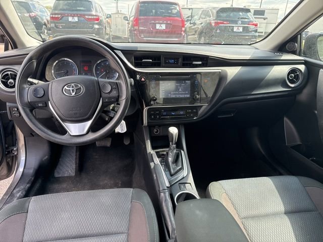 Used 2018 Toyota Corolla LE FWD image 13