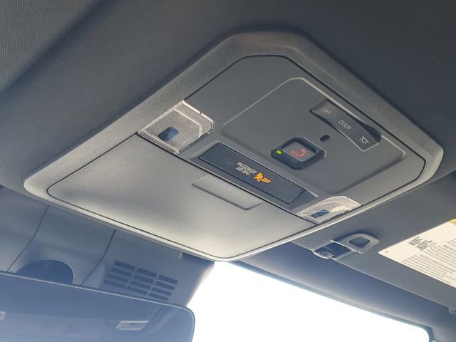 Used 2025 Toyota Tacoma TRD Off-Road image 25