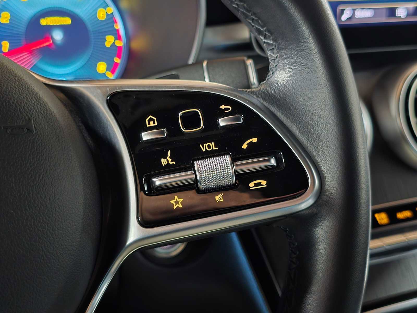 Used 2022 Mercedes-Benz GLC 300 GLC 300 image 37