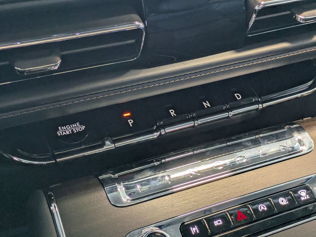 New 2026 Lincoln Aviator Reserve AWD/4WD image 12