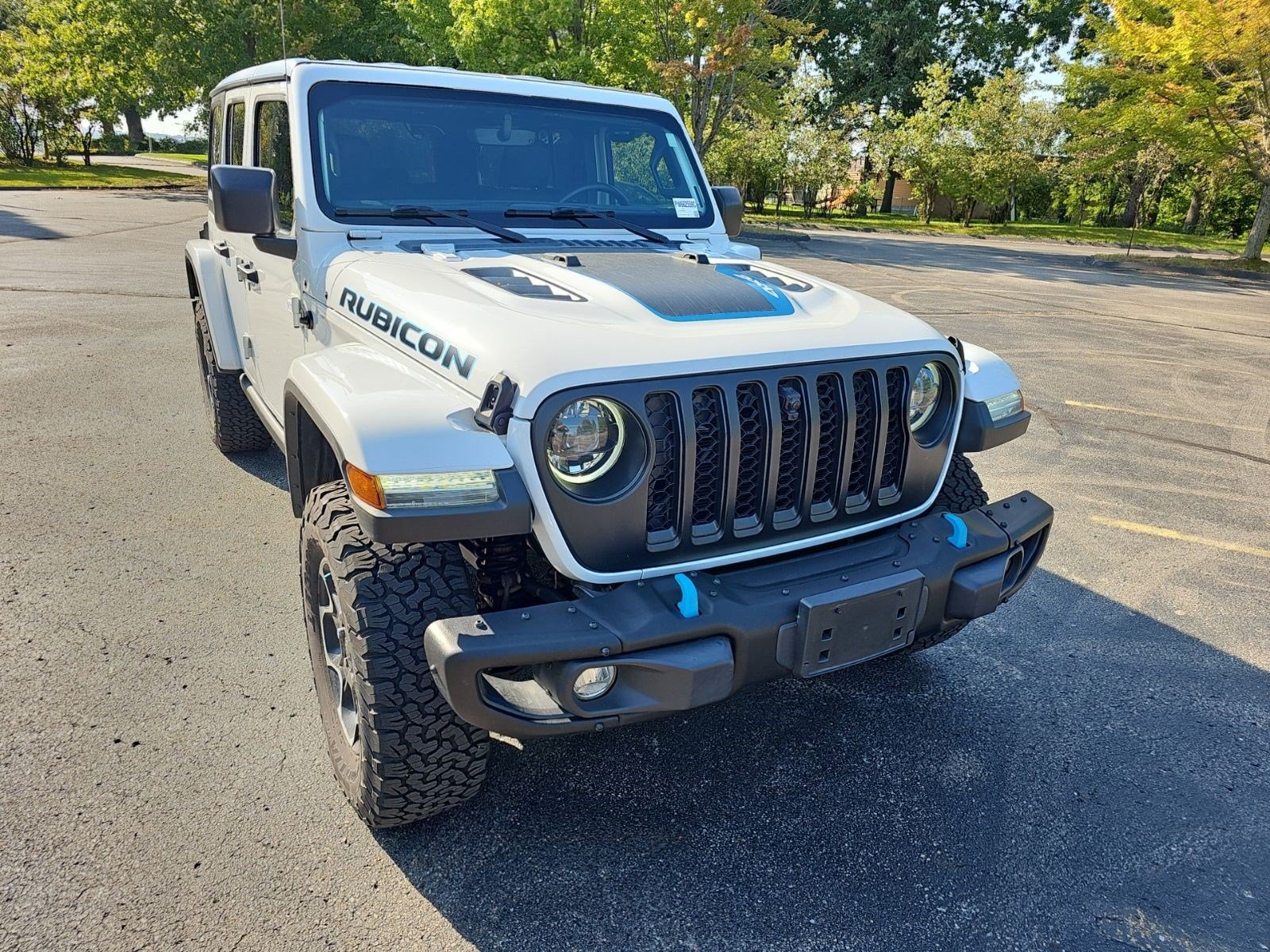 Used 2023 Jeep Wrangler Unlimited Rubicon 4xe w/ Steel Bumper Group AWD/4WD image 8