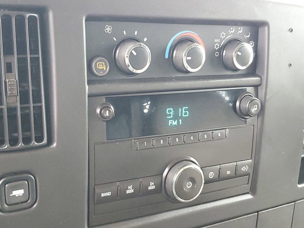 Used 2014 Chevrolet Express 2500 w/ Express Access Plus Package image 20