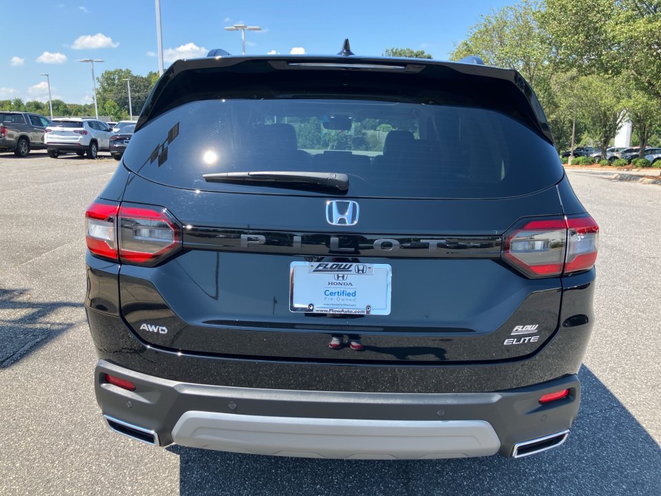 Certified 2023 Honda Pilot Elite image 18