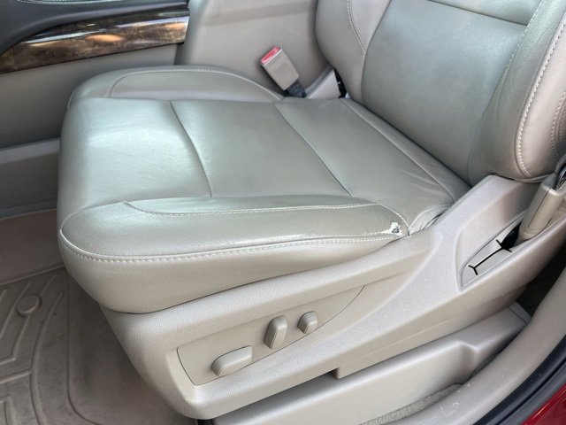 Used 2019 Chevrolet Tahoe LT w/ Luxury Package image 17