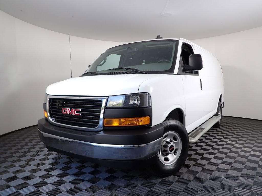 Used 2024 GMC Savana 2500 w/ Driver Convenience Package RWD image 2
