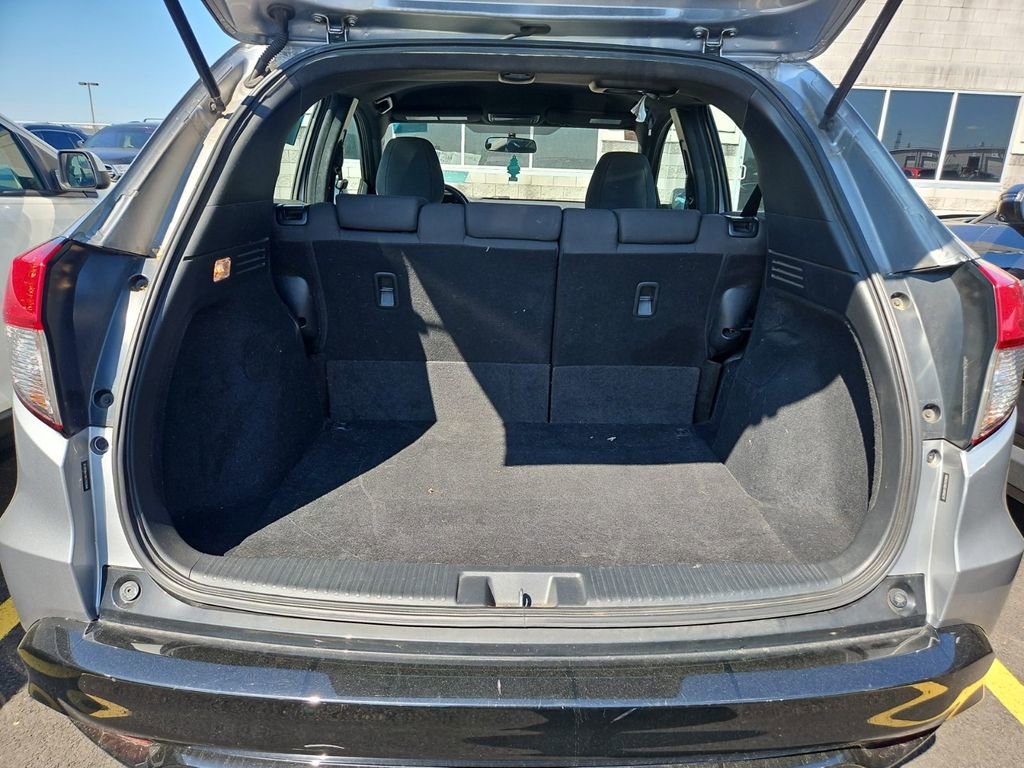 Used 2019 Honda HR-V Sport image 6