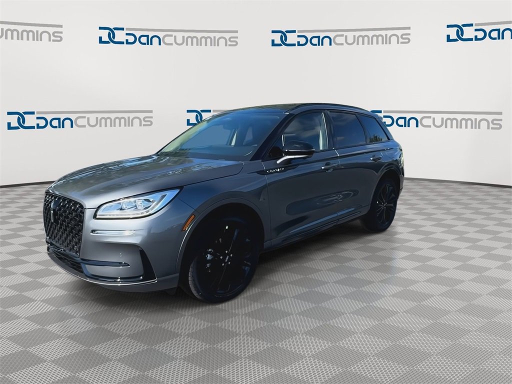 New 2025 Lincoln Corsair Reserve w/ Jet Appearance Package image 4
