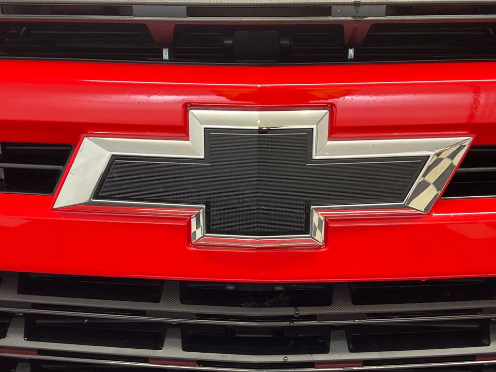 Used 2019 Chevrolet Silverado 1500 RST AWD/4WD image 3